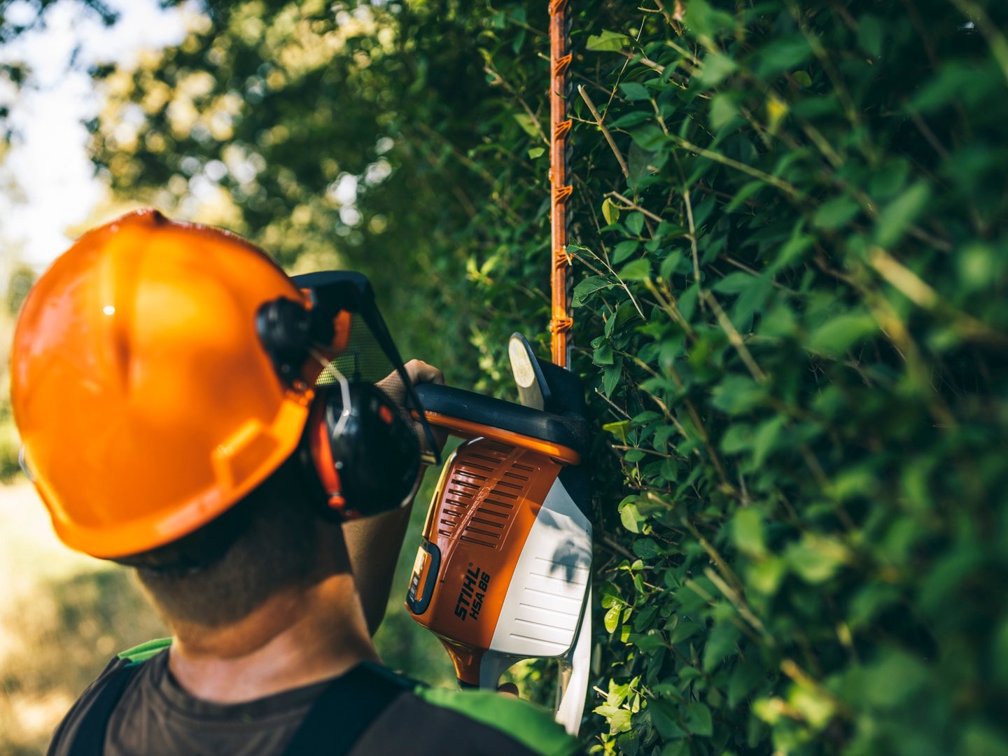 Gartenpflege und Dauerpflege durch das B&H Team